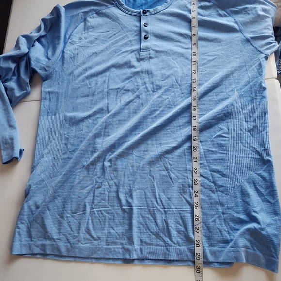 Lululemon Metal Vent Long Sleeve Henley Shirt Blue Mens Size XXL. - Picture 6 of 6